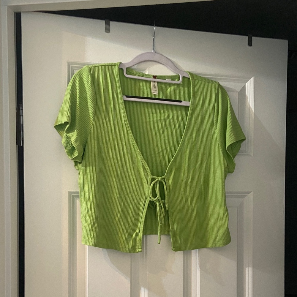 🧡 Women’s LA Hearts by PacSun Lime Green Ribbed Tie-Front Crop Top